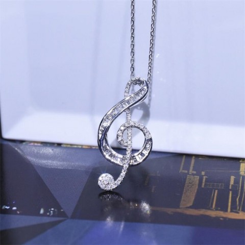 Sterg Sier Women's Elegant White Topaz CZ Pendant Necklace for Special Occasions