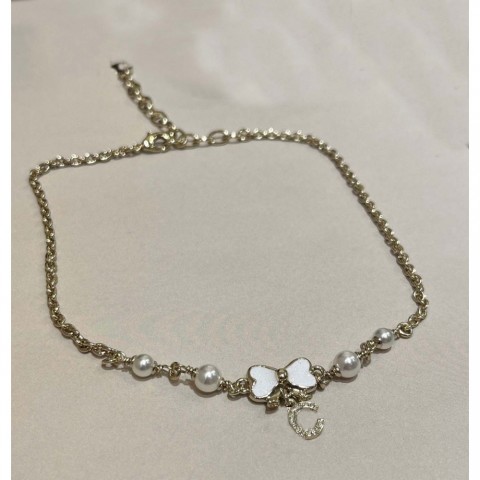 Luxury Women's 18k Gold Plated White Shell Charm Necklace PS6415A