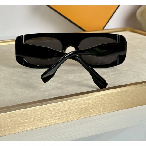Designer Flat Top Rectangle Sunglasses with UV400 Protection for Men and Women