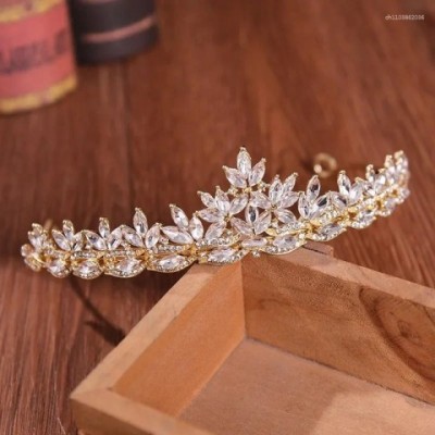 Luxury Alloy Rhinestone Leaves Bridal Headpiece Crown for Women
