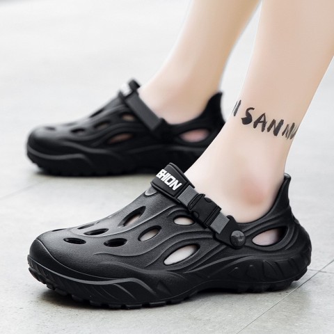 Men's Breathable Classic Sandals with Buckle, Free Shipping, Black Casual Outdoor Slip-Ons